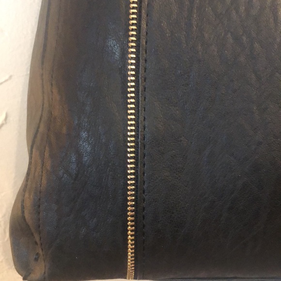 Jessica Simpson McKenzie color Meteorite shoulder bag - Picture 2 of 6